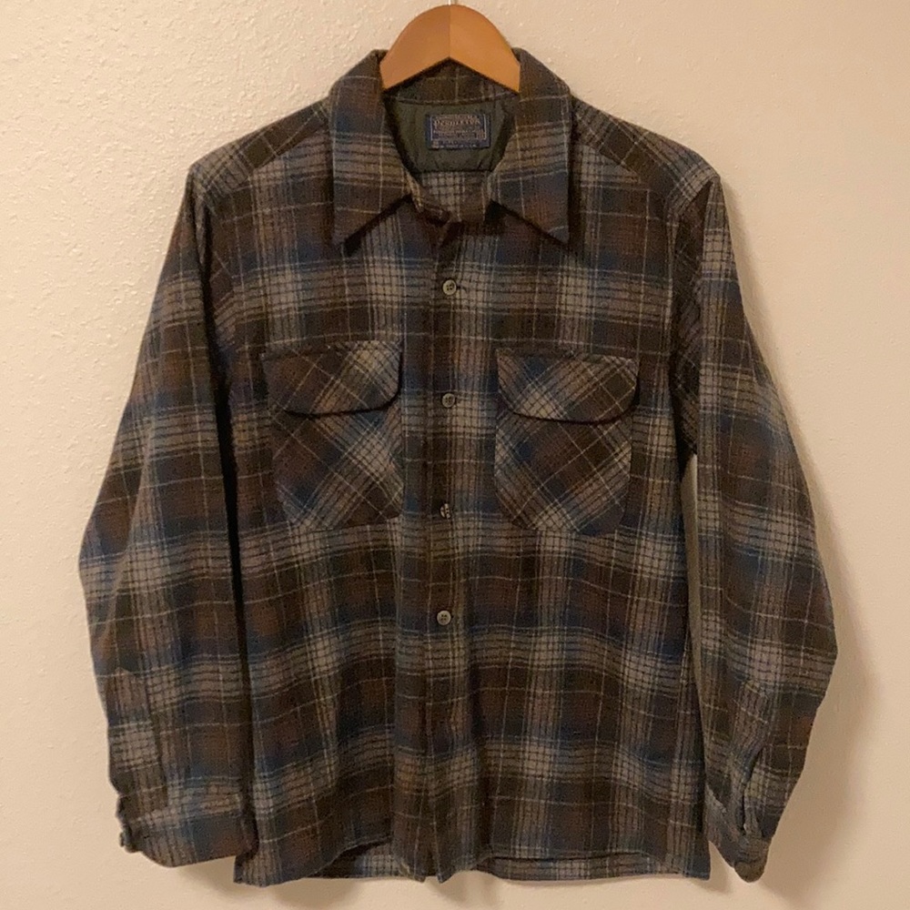 Like New Vintage Pendleton button up - 100% wool!